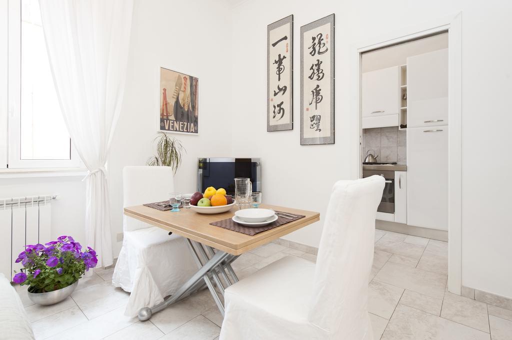 Foscolo Al 24 Apartment Rome Room photo